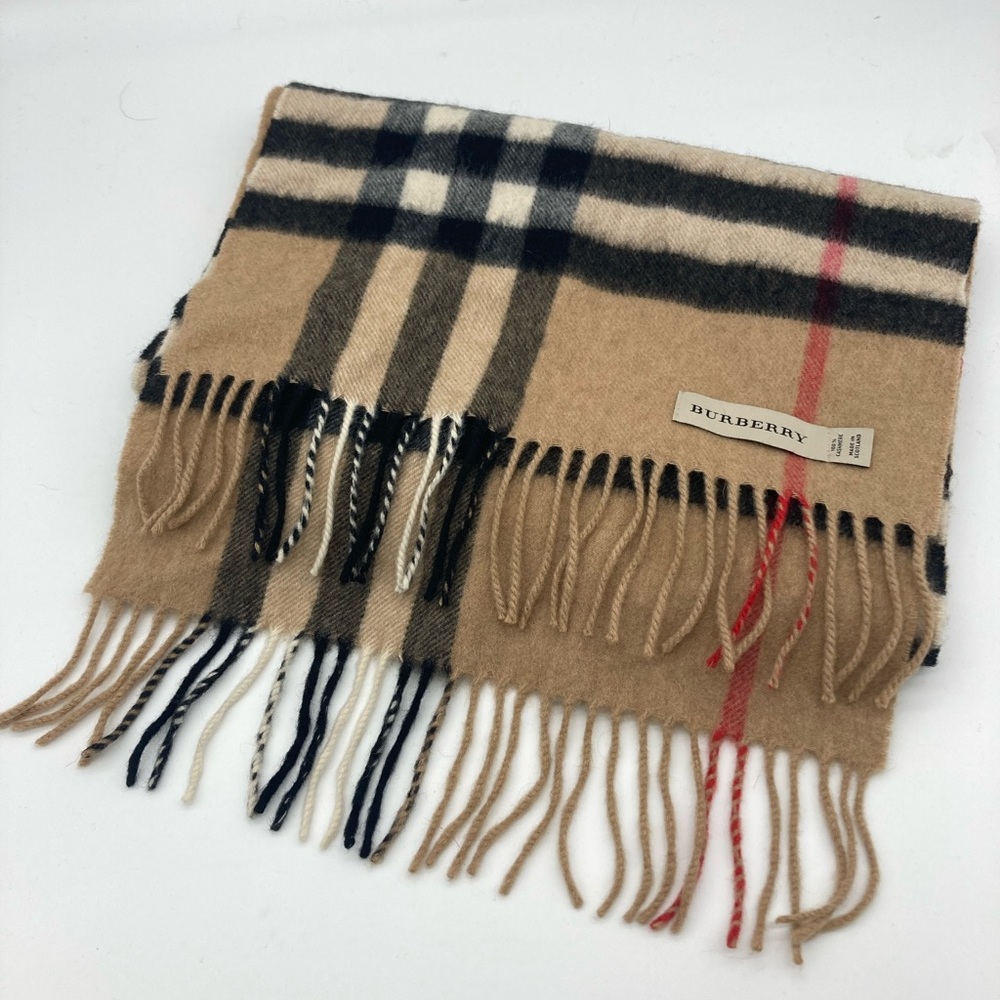 Burberry cashmere scarf
